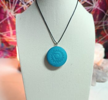 Hals-OrgoChakra Halbrunder Anhänger oder Schlüsselanhänger 15 gr.